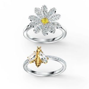 Swarovski eternal flower ring bee and flower set